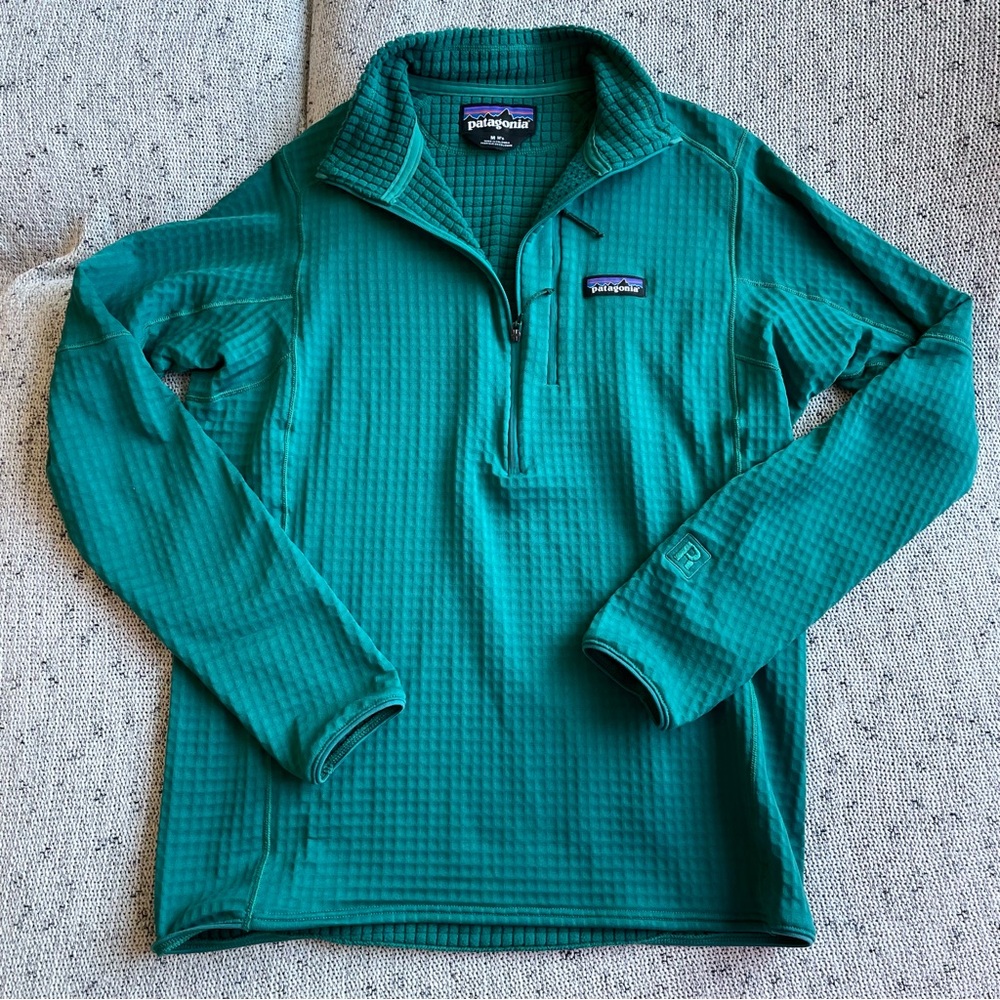 Patagonia Men’s R1 Pullover